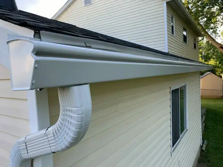 Residential gutter cleaning services